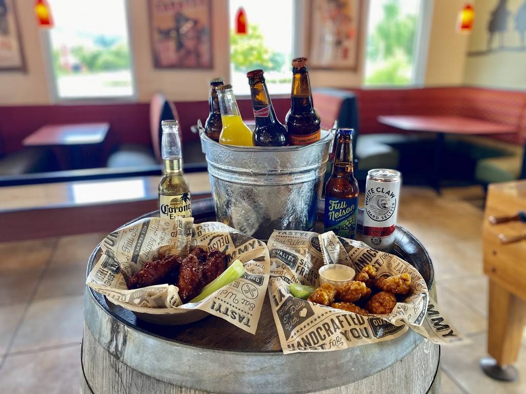 Bottles | restaurant | 100 Osage Ln, Waynesboro, VA 22980, USA | 5409436110 OR +1 540-943-6110