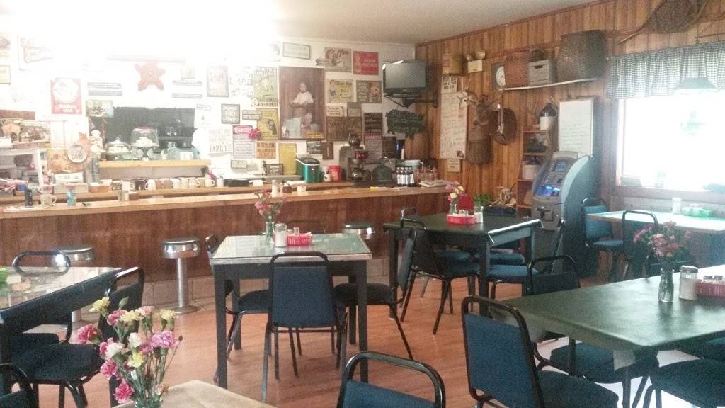 Pack Basket Diner | restaurant | 781 NY-86, Gabriels, NY 12939, USA | 5183279301 OR +1 518-327-9301