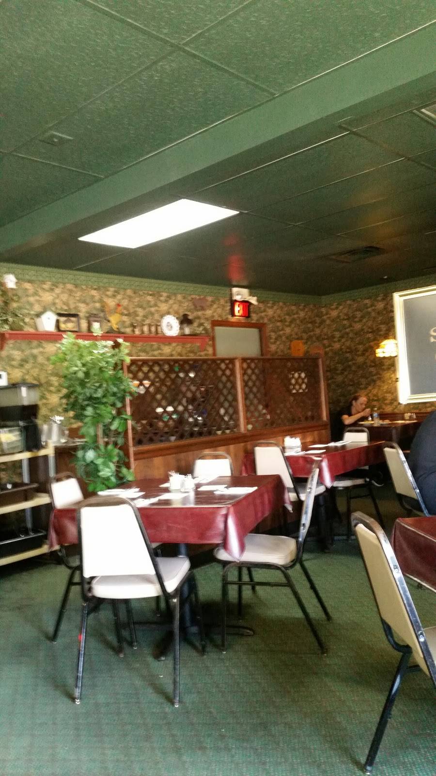 Annabells Restaurant | restaurant | 110 Benton Rd, Salem, OH 44460, USA | 3303324155 OR +1 330-332-4155