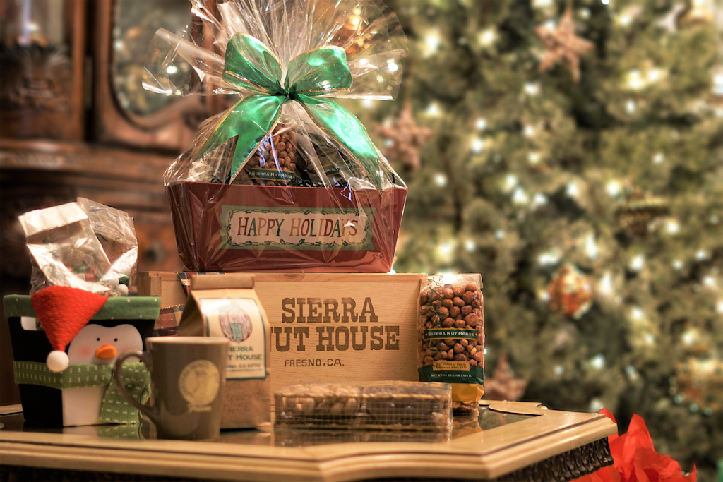 Sierra Nut House | restaurant | 7901 N Blackstone Ave, Fresno, CA 93720, USA | 5594324023 OR +1 559-432-4023