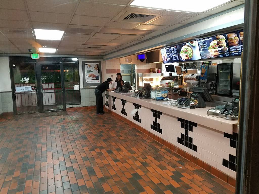 McDonalds | cafe | 799 N Lake St, Pasadena, CA 91104, USA | 6267940351 OR +1 626-794-0351