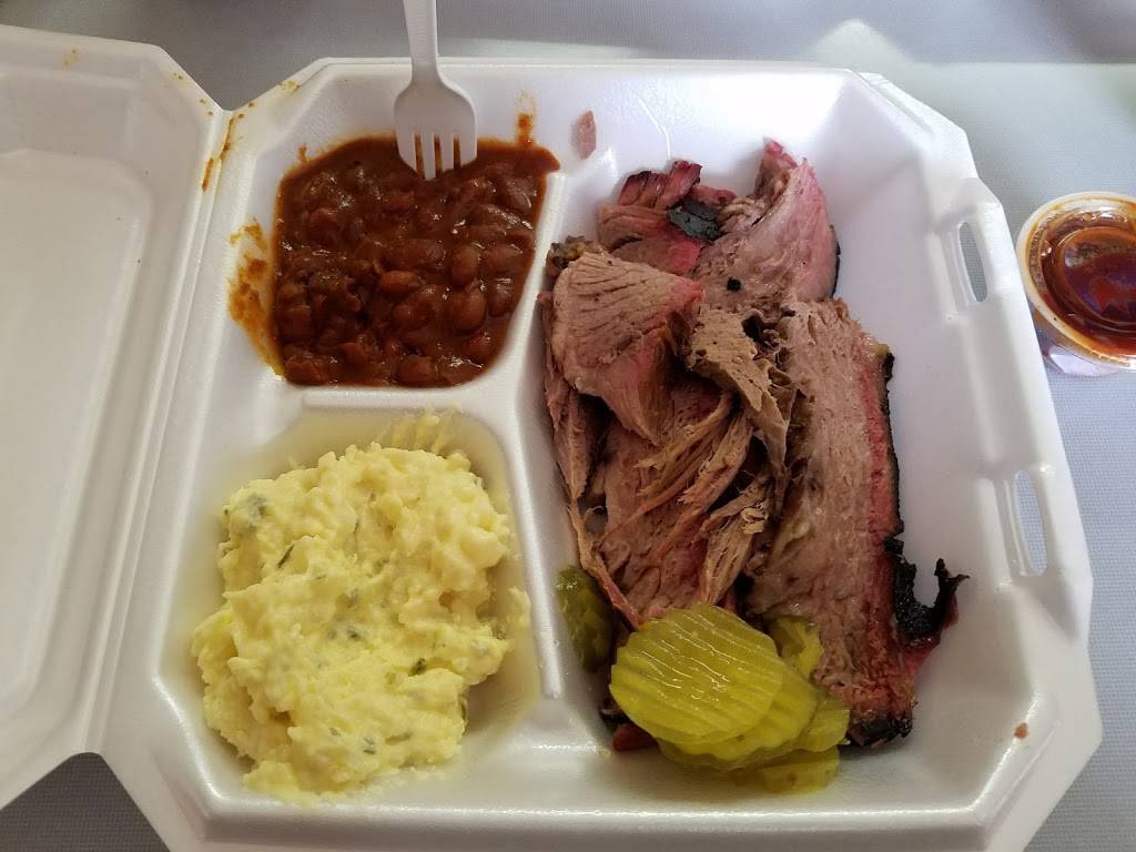 Larrys Countrystyle BBQ | restaurant | 710 W Main St, Madisonville, TX 77864, USA | 9363487487 OR +1 936-348-7487