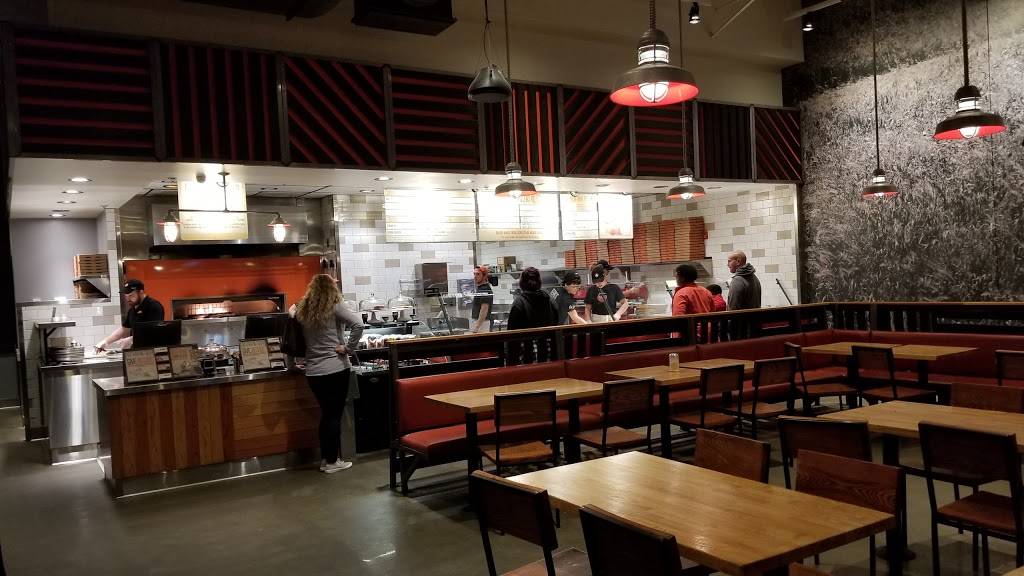 Blaze Pizza | meal takeaway | 13317 Shelbyville Rd, Louisville, KY 40223, USA | 5024969209 OR +1 502-496-9209