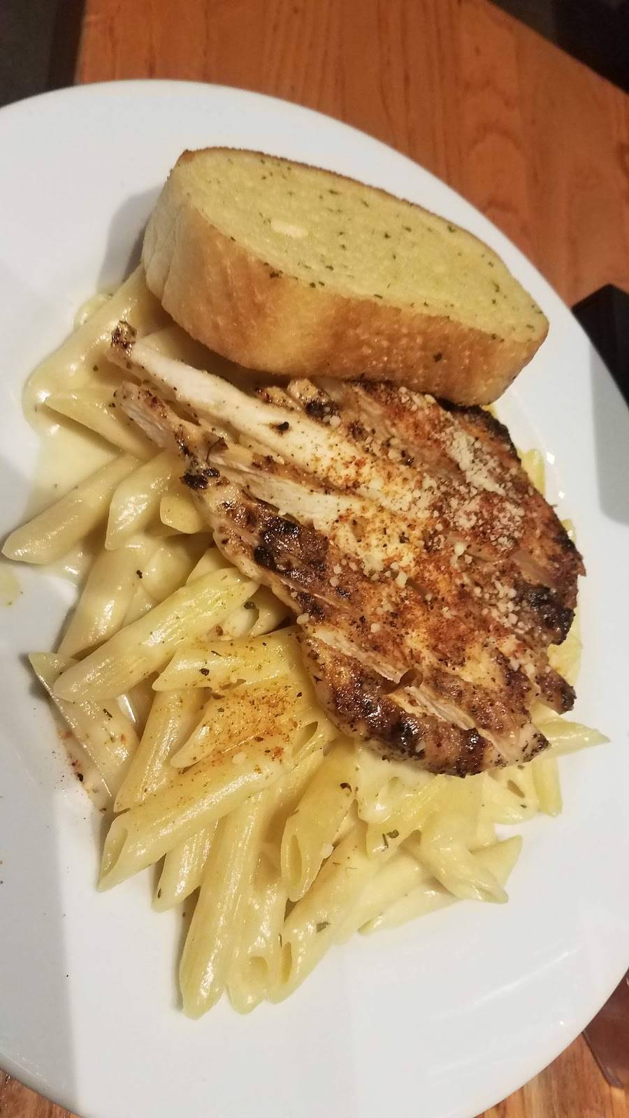 Chilis | restaurant | Waxahachie, TX 75165, USA | 9729374005 OR +1 972-937-4005