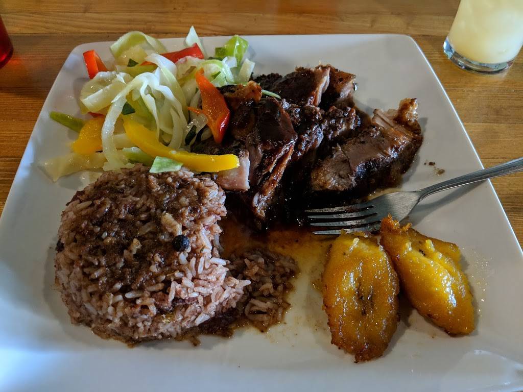 Island Spice Jamaican Restaurant | restaurant | 325 Delaware St, Leavenworth, KS 66048, USA | 9132972292 OR +1 913-297-2292