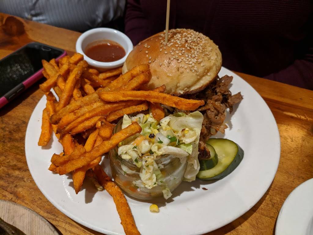 The Porch Restaurant & Bar | restaurant | 1815 K St, Sacramento, CA 95811, USA | 9164442423 OR +1 916-444-2423