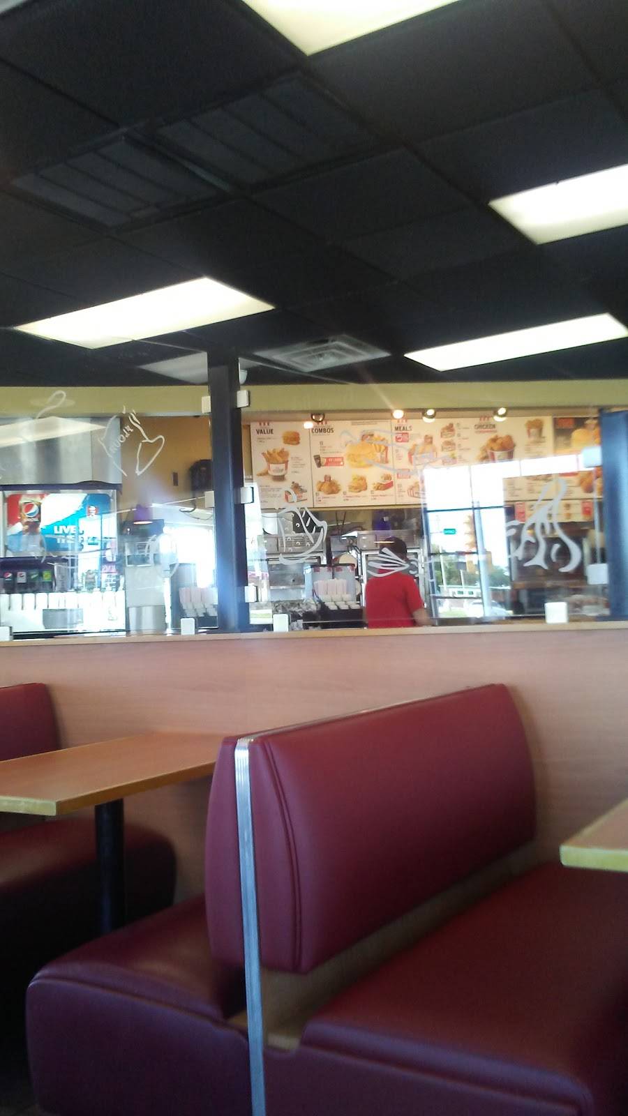 KFC | restaurant | 2003 W Central Ave, El Dorado, KS 67042, USA | 3163216770 OR +1 316-321-6770