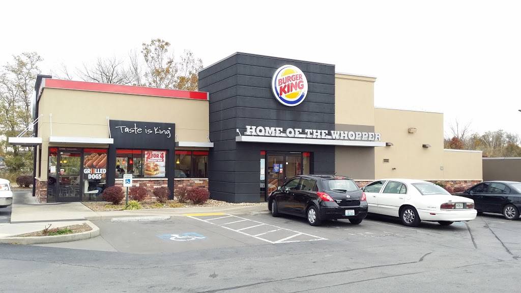 Burger King | restaurant | 2824 Fort Campbell Blvd, Hopkinsville, KY 42240, USA | 2708852727 OR +1 270-885-2727