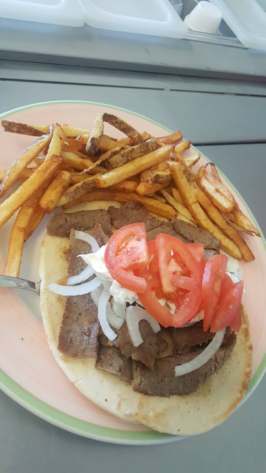 Gyro World - Kamms Corners | restaurant | 16860 Lorain Ave, Cleveland, OH 44111, USA | 2166713014 OR +1 216-671-3014