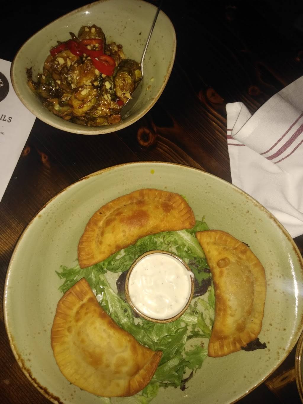 Barnabys Public House | restaurant | 385 Westminster St, Providence, RI 02903, USA | 4014556857 OR +1 401-455-6857