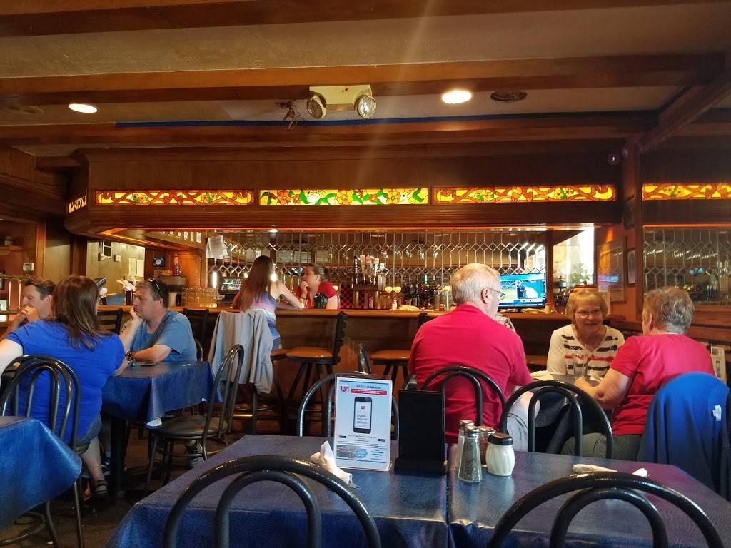 Nasos Marion | restaurant | 453 7th Ave, Marion, IA 52302, USA | 3193779066 OR +1 319-377-9066