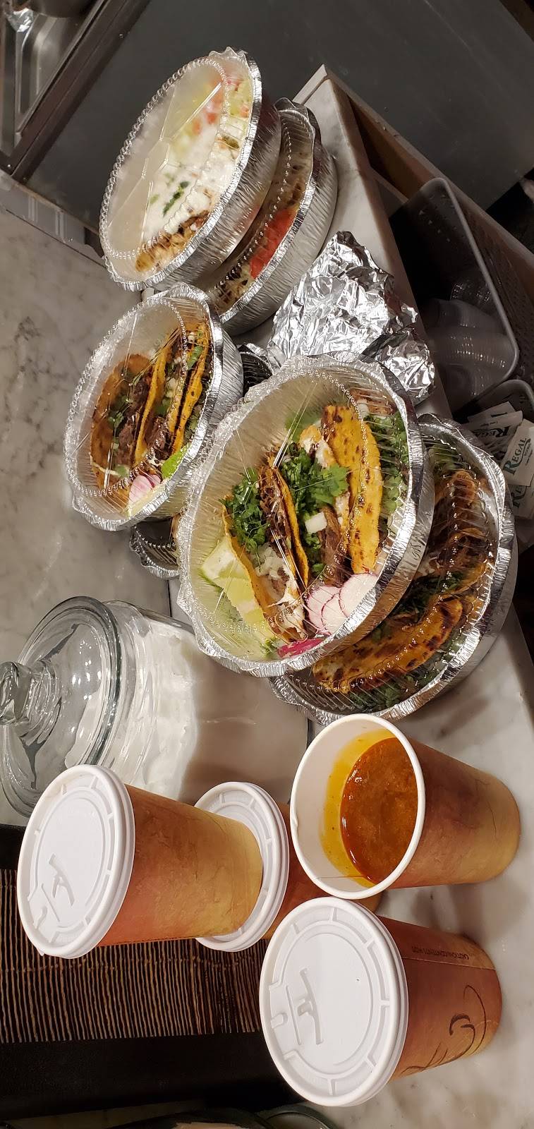 Cariños Restaurant Corp | restaurant | 643b McLean Ave, Yonkers, NY 10705, USA | 9146134206 OR +1 914-613-4206