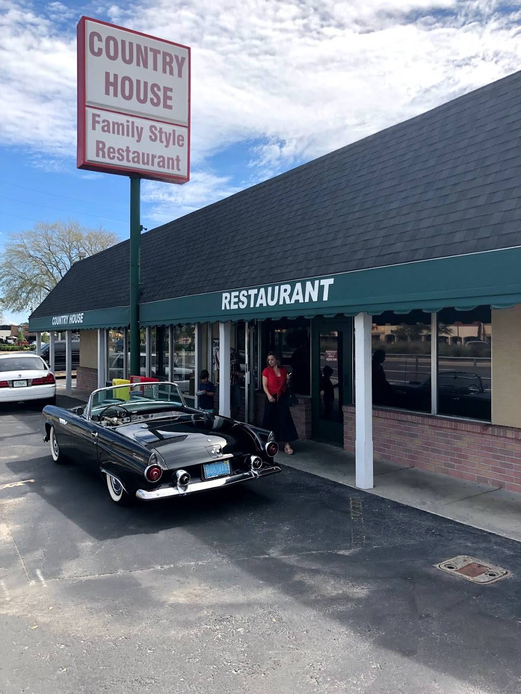 Country House Restaurant | restaurant | 13394 W Colonial Dr, Winter Garden, FL 34787, USA | 4076561421 OR +1 407-656-1421