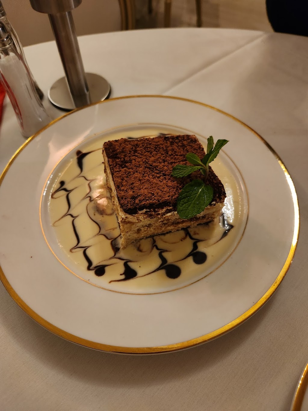 The Alexander Restaurant | restaurant | 2232 S Harbor Blvd, Anaheim, CA 92802, USA | 7148835000 OR +1 714-883-5000