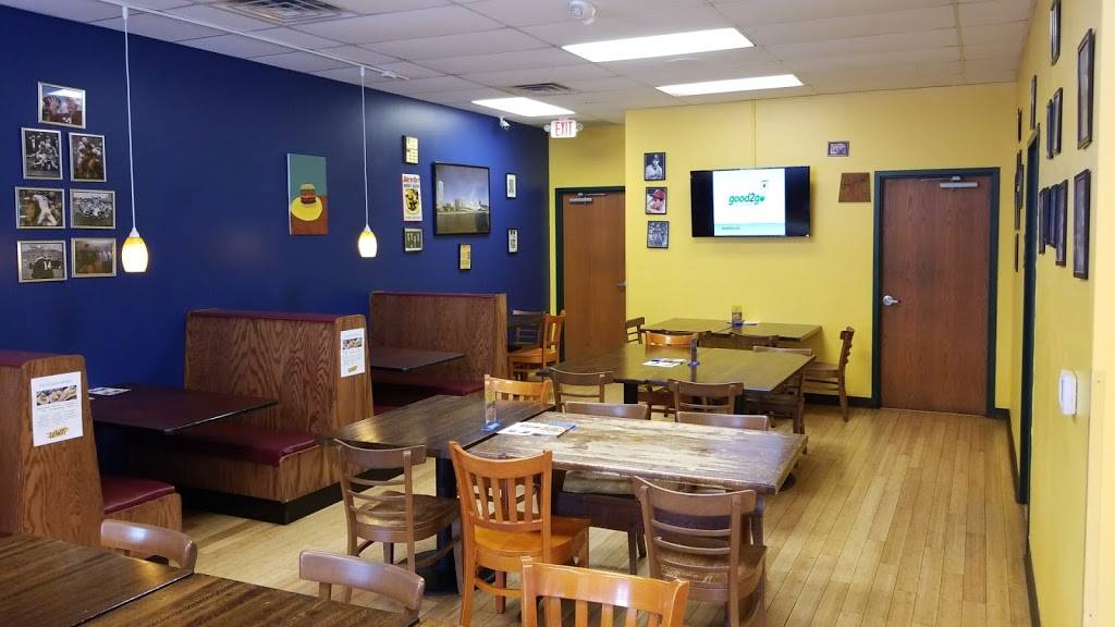 Walts Sandwich Place | restaurant | 10600 W Bluemound Rd Suite 2, Wauwatosa, WI 53226, USA | 4147634378 OR +1 414-763-4378