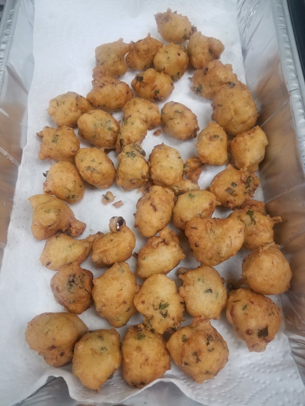 Oasis Restaurant | restaurant | 33 Hancock St, Dorchester, MA 02125, USA | 6177408288 OR +1 617-740-8288