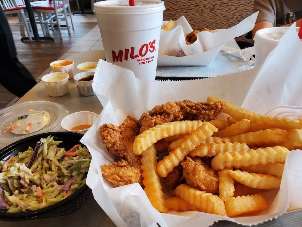 Milos Hamburgers | restaurant | 5020 Old Greensboro Rd, Tuscaloosa, AL 35405, USA | 2052487215 OR +1 205-248-7215