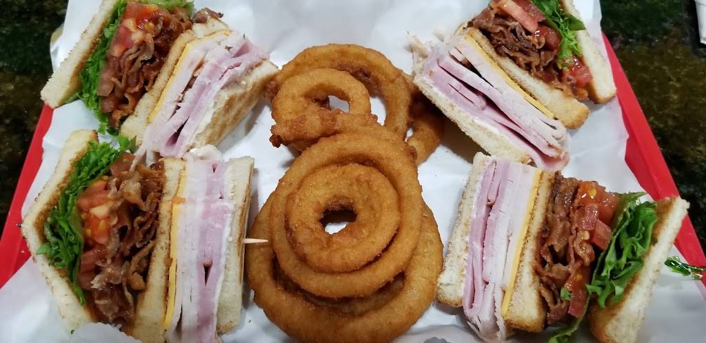 Pineapple Point | restaurant | 142 N Atlantic Ave, Cocoa Beach, FL 32931, USA | 3216134859 OR +1 321-613-4859