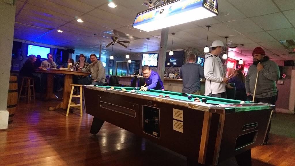 Corner Grille | restaurant | 1406 Cedarhurst Rd, Shady Side, MD 20764, USA | 4436074931 OR +1 443-607-4931