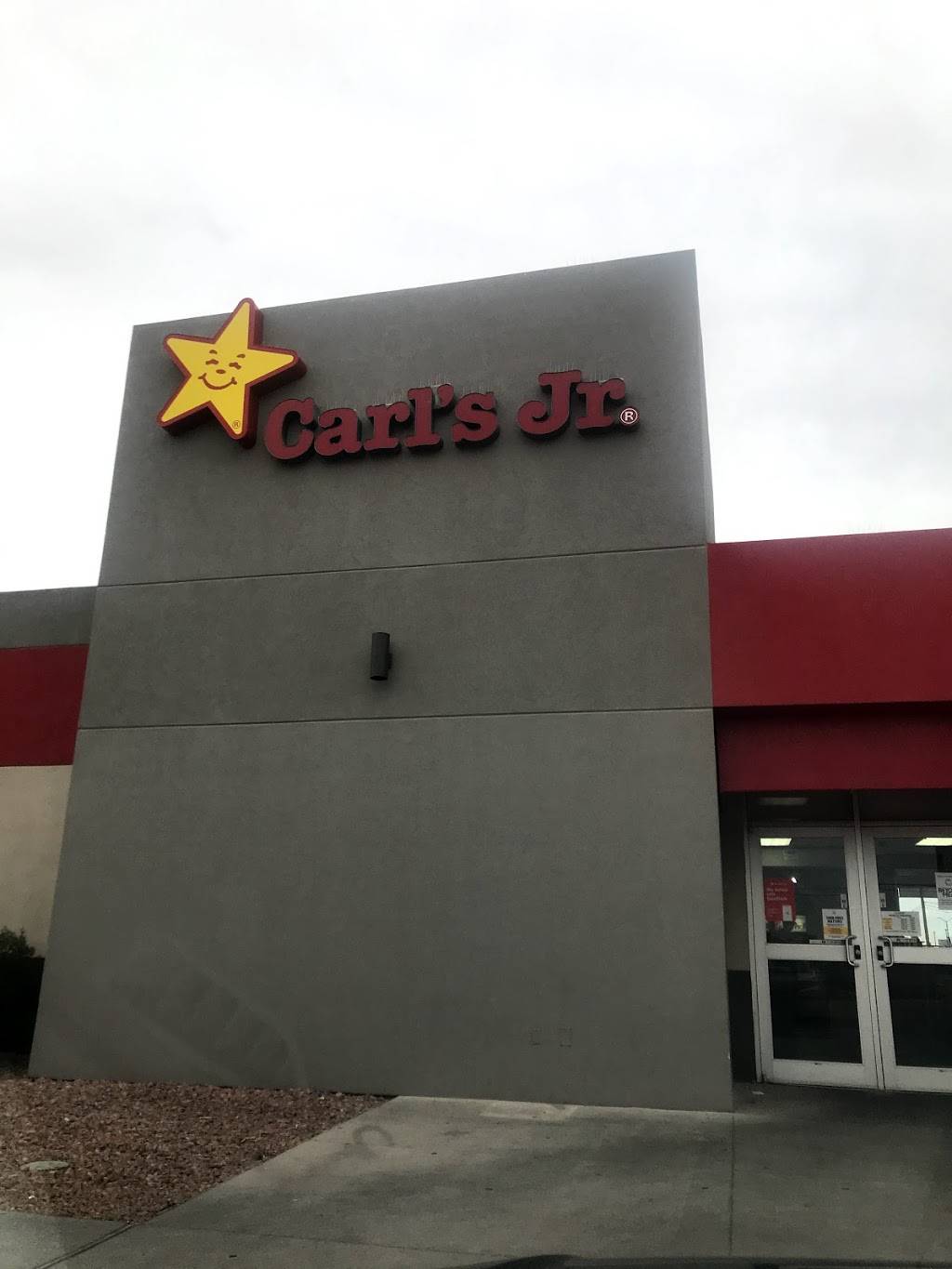 Carls Jr. | restaurant | 1898 Lee Trevino Dr, El Paso, TX 79936, USA | 9155950924 OR +1 915-595-0924