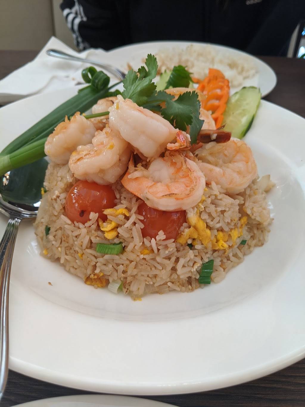 O-R Authentic Thai Cuisine | restaurant | 322 W Hillcrest Dr, Thousand Oaks, CA 91360, USA | 8052671788 OR +1 805-267-1788