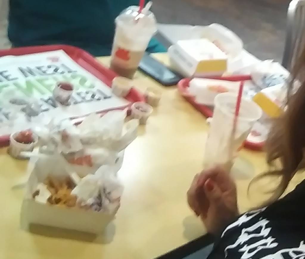 Wienerschnitzel | restaurant | 1346 S Main St, Salinas, CA 93901, USA | 8317544433 OR +1 831-754-4433