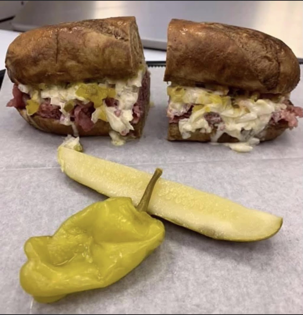 Ricks Subs N Stuff | restaurant | 155 Grand Vista Ste 5, Vonore, TN 37885, USA | 4238843154 OR +1 423-884-3154