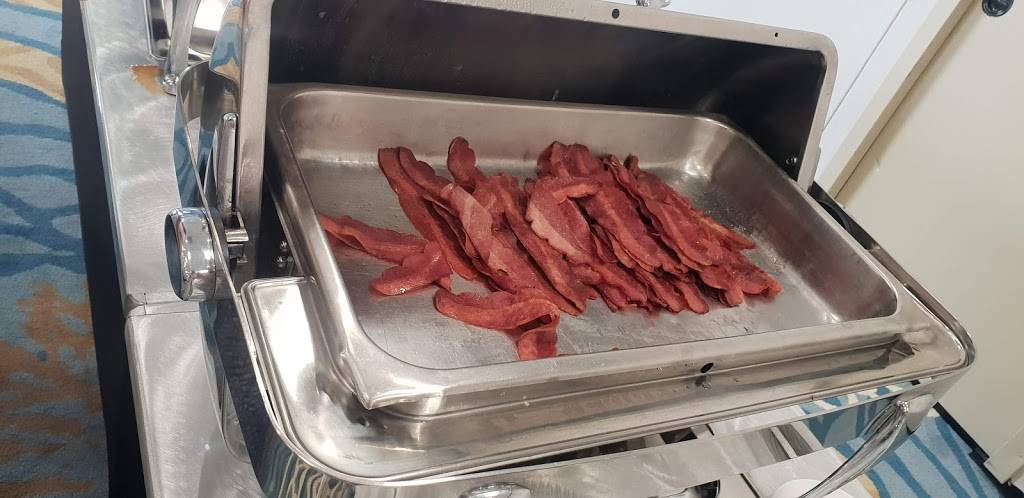 Southern Tide Bar & Grille | restaurant | 3200 E Ocean Blvd, Myrtle Beach, SC 29577, USA | 8433156153 OR +1 843-315-6153