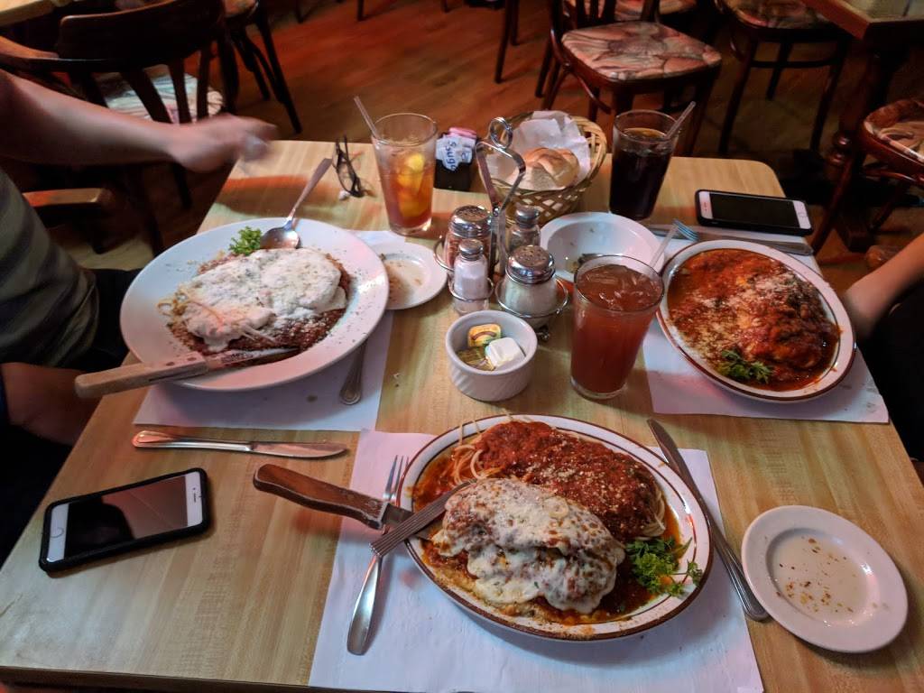 Briandis Restaurant | restaurant | 202 S Tamiami Trail, Nokomis, FL 34275, USA | 9414889511 OR +1 941-488-9511