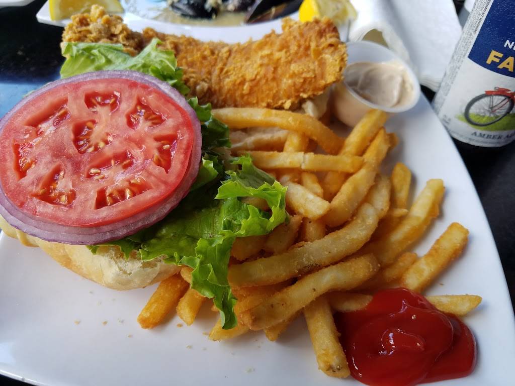 Black Point Ocean Grill | restaurant | 24775 SW 87th Ave, Cutler Bay, FL 33190, USA | 3052583918 OR +1 305-258-3918