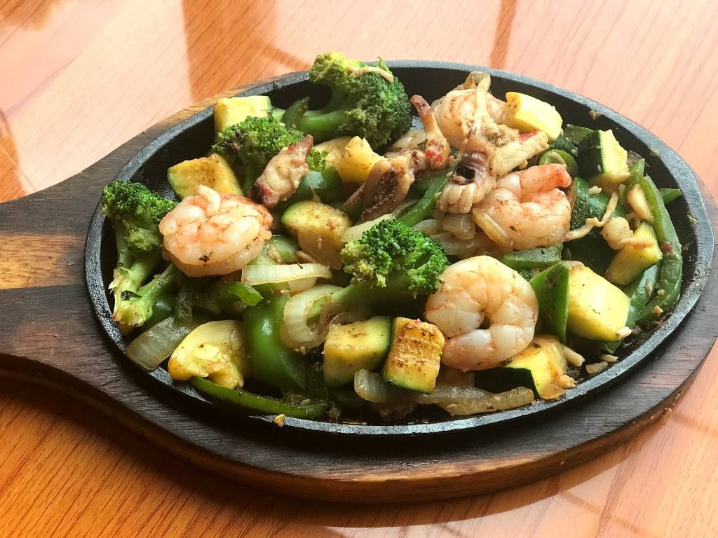 Casa Grande Cantina & GRill | restaurant | 392 E Franklin St, Hartwell, GA 30643, USA | 7063762040 OR +1 706-376-2040