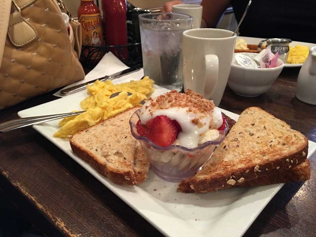 Katies Kitchen | meal takeaway | 623 N Wolf Rd, Des Plaines, IL 60016, USA | 8478033544 OR +1 847-803-3544