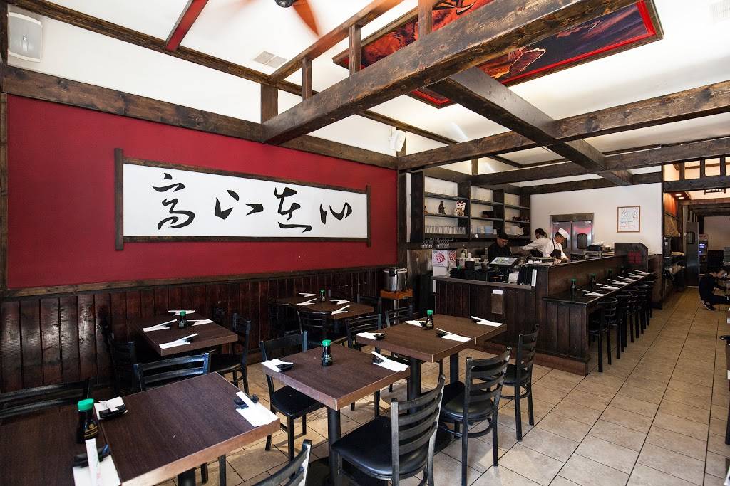 Sushi Stop Hollywood | restaurant | 5917 Franklin Ave, Los Angeles, CA 90068, USA | 3234682496 OR +1 323-468-2496