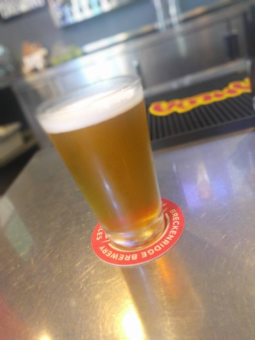 Diamond Plate Bar & Grill | restaurant | 5030 Foothills Blvd, Roseville, CA 95747, USA | 9167720303 OR +1 916-772-0303