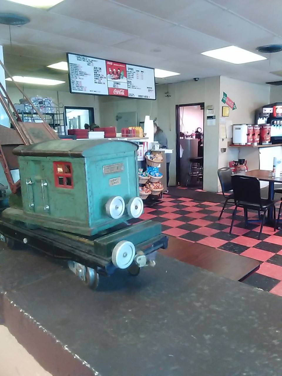 Burgers & Fries | restaurant | 208 College St, Sulphur Springs, TX 75482, USA | 9038859496 OR +1 903-885-9496