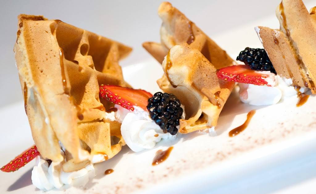 Evergreens | restaurant | 397 Hopmeadow St, Weatogue, CT 06089, USA | 8606515700 OR +1 860-651-5700