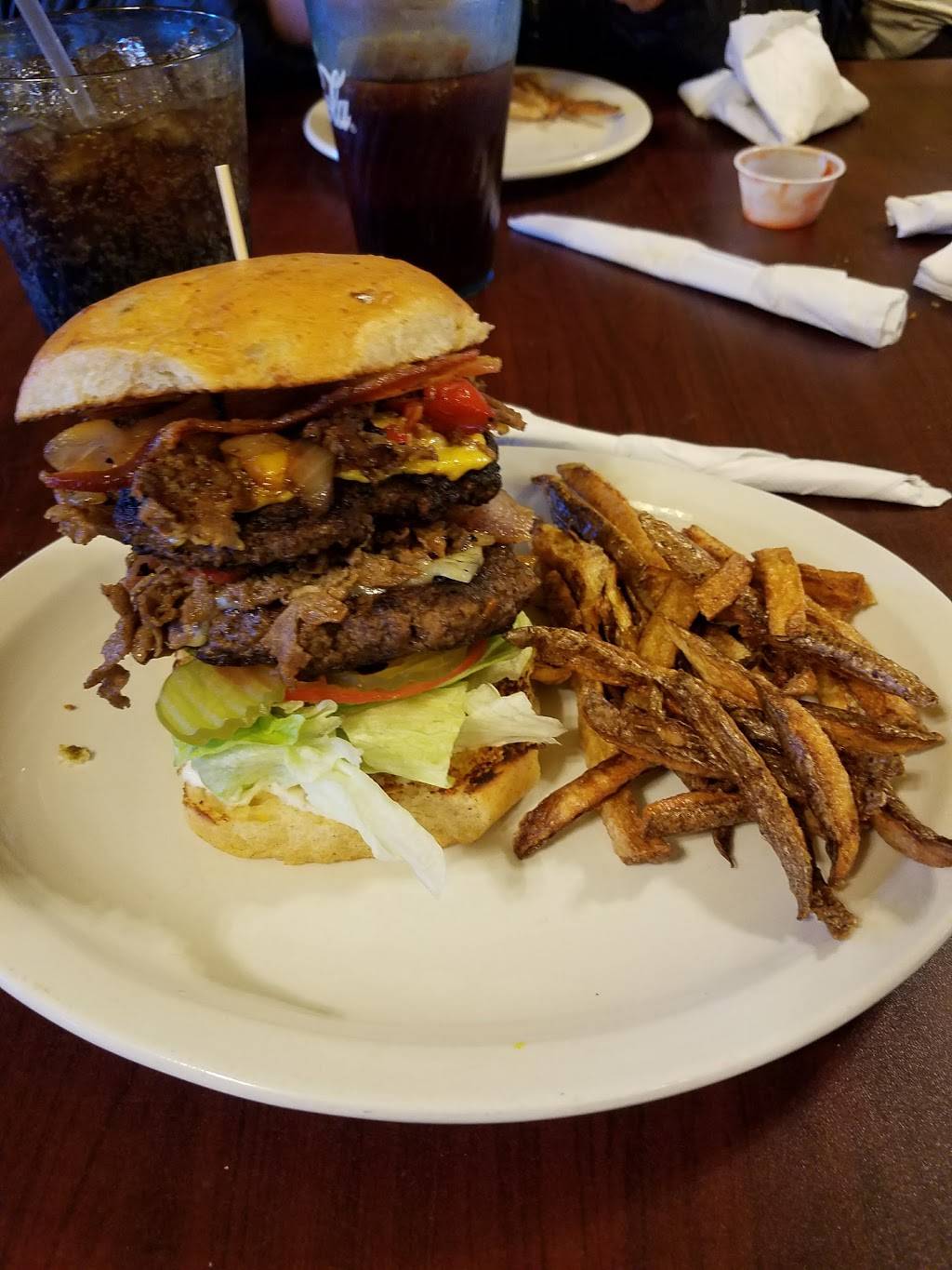 Peggys Place | restaurant | 2682 E Roundbunch Rd, Orange, TX 77630, USA | 4098861115 OR +1 409-886-1115