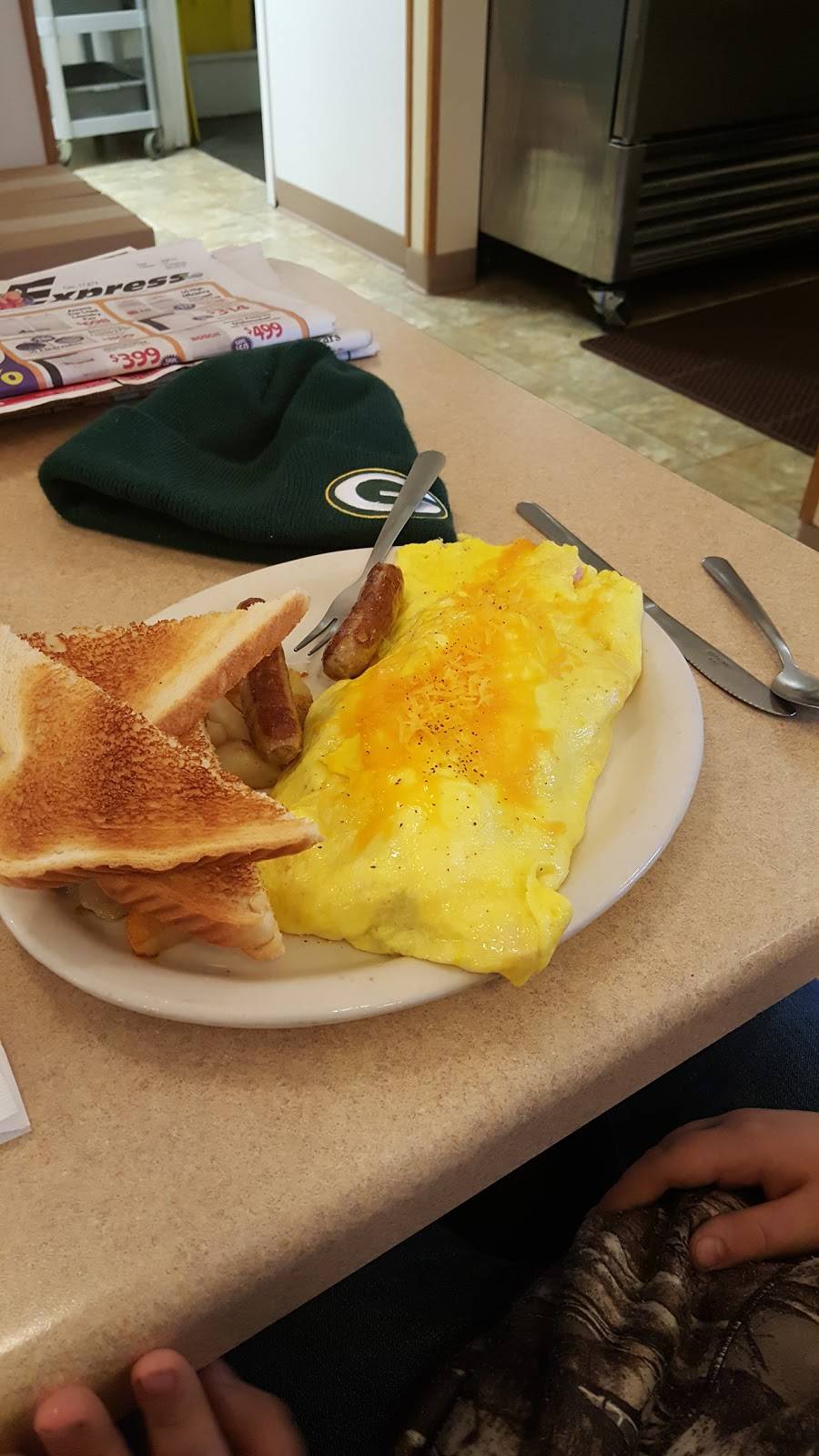 Aunt Judys Cafe | restaurant | 816 WI-23 Trunk, Princeton, WI 54968, USA | 9202954767 OR +1 920-295-4767