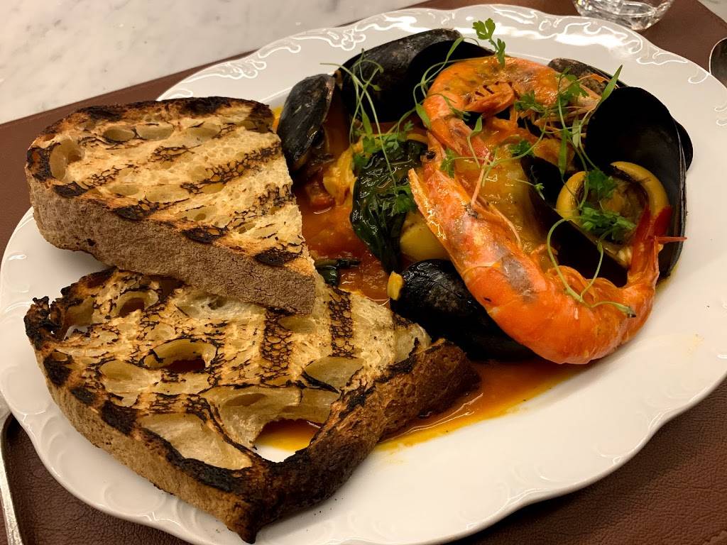 Giulietta | restaurant | 972 College St, Toronto, ON M6H 1A5, Canada | 4169640606 OR +1 416-964-0606