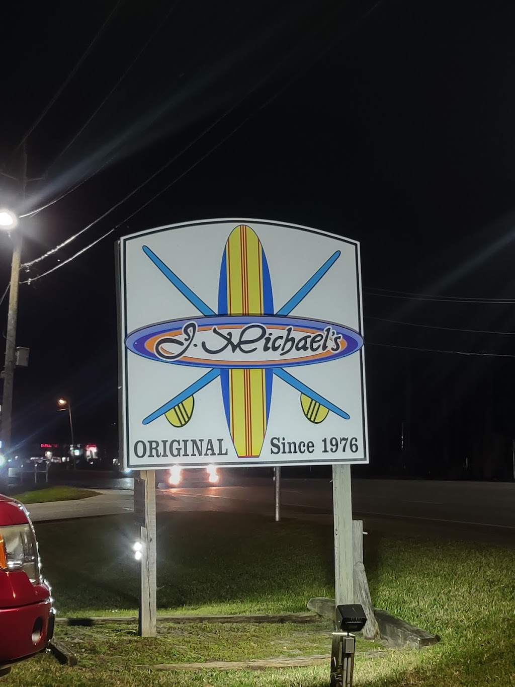 J. Michaels Restaurant | restaurant | 3210 Thomas Dr, Panama City Beach, FL 32408, USA | 8502332055 OR +1 850-233-2055