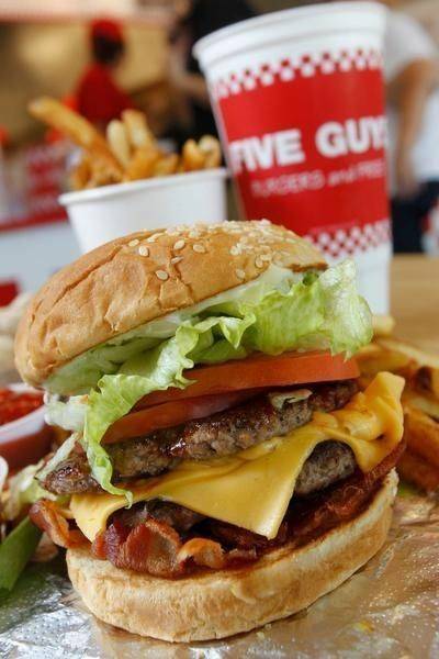 Five Guys | meal takeaway | 5332 McFarland Dr, Durham, NC 27707, USA | 9194893555 OR +1 919-489-3555