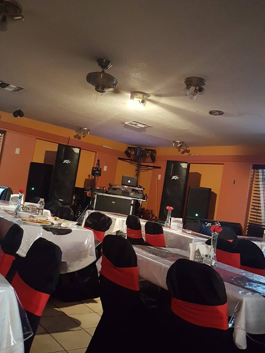 Chez Telfort Restaurant | restaurant | 2215 W Oak Ridge Rd, Orlando, FL 32809, USA | 4078578222 OR +1 407-857-8222