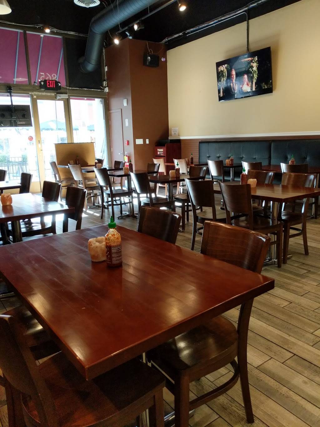 Green Leaf Asian Bistro & Café | cafe | 865 Middlefield Rd, Redwood City, CA 94063, USA | 6503695323 OR +1 650-369-5323