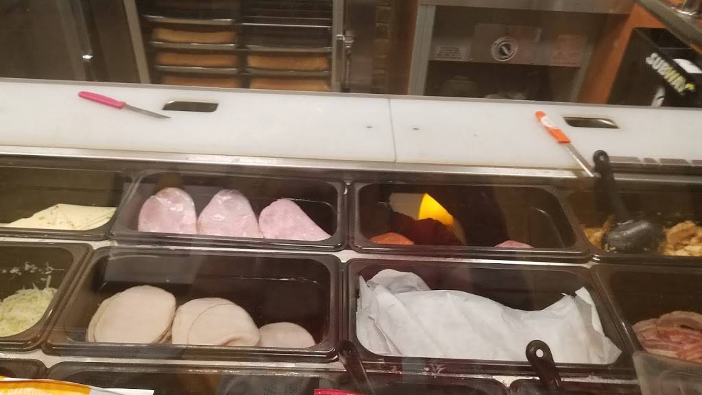 Subway Restaurants | restaurant | 421 2nd Ave, New York, NY 10010, USA | 2125322720 OR +1 212-532-2720
