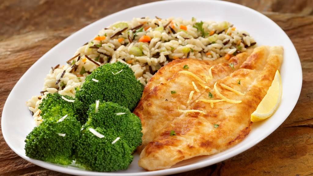 Joeys Seafood Restaurants - Leamington | meal takeaway | 245 Talbot St W #104, Leamington, ON N8H 1N8, Canada | 5193222660 OR +1 519-322-2660