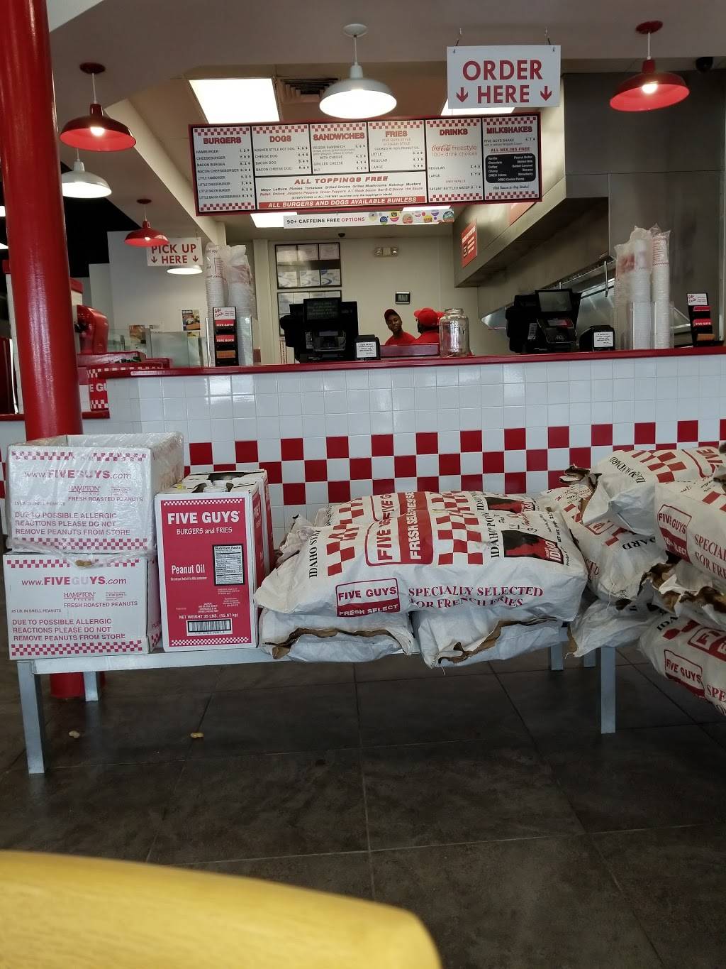 Five Guys | meal takeaway | 1645 S Voss Rd, Houston, TX 77057, USA | 7137835550 OR +1 713-783-5550