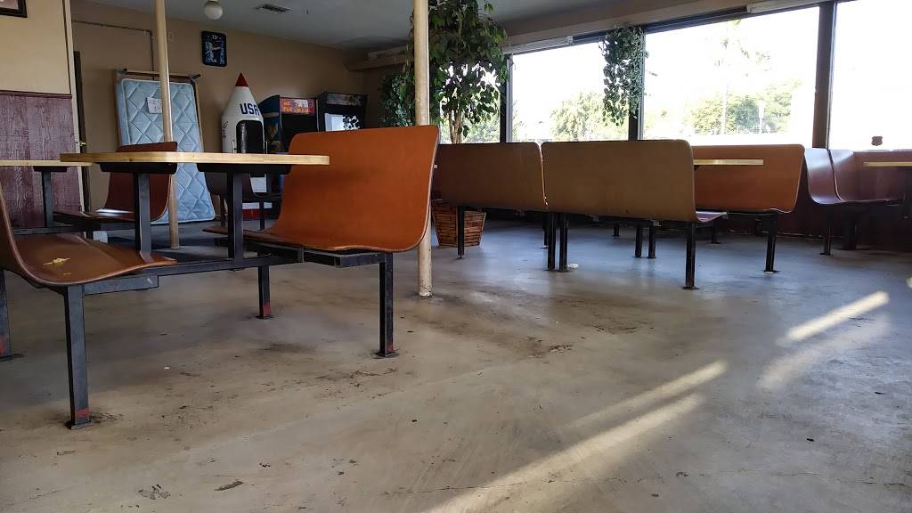 Andres Drive In | restaurant | 1630 Niles St, Bakersfield, CA 93305, USA | 6618630930 OR +1 661-863-0930