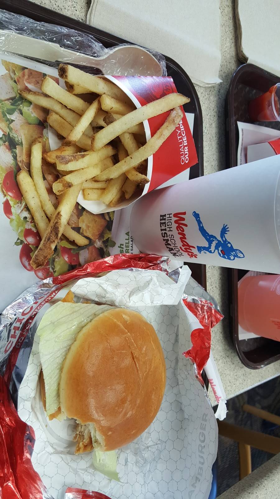 Wendys | restaurant | 1417 Hewitt Dr, Waco, TX 76712, USA | 2542276493 OR +1 254-227-6493