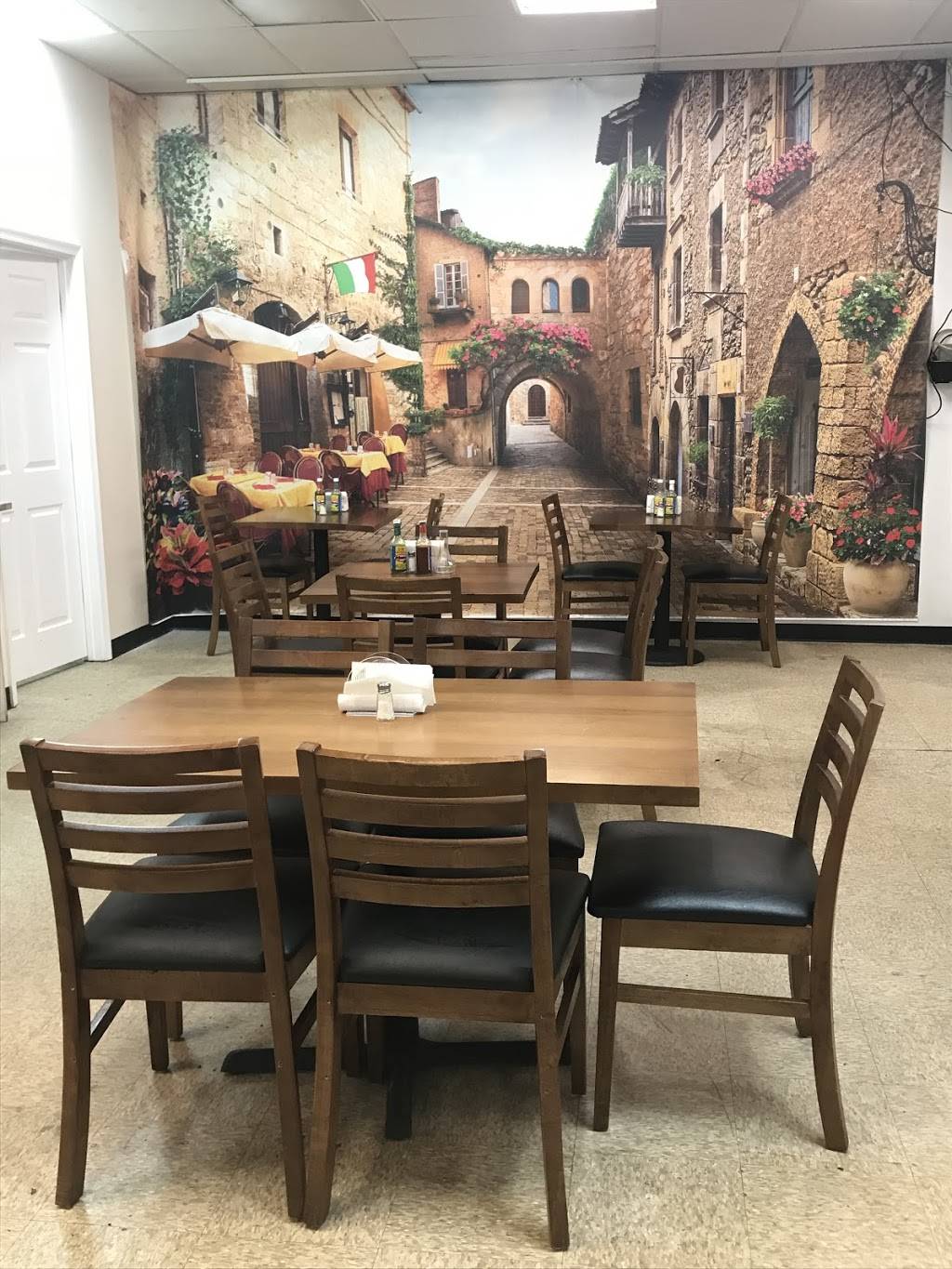 AMIGOS DELI & SUPERMARKET | restaurant | 8723 Cooper Rd D, Alexandria, VA 22309, USA | 7037998886 OR +1 703-799-8886