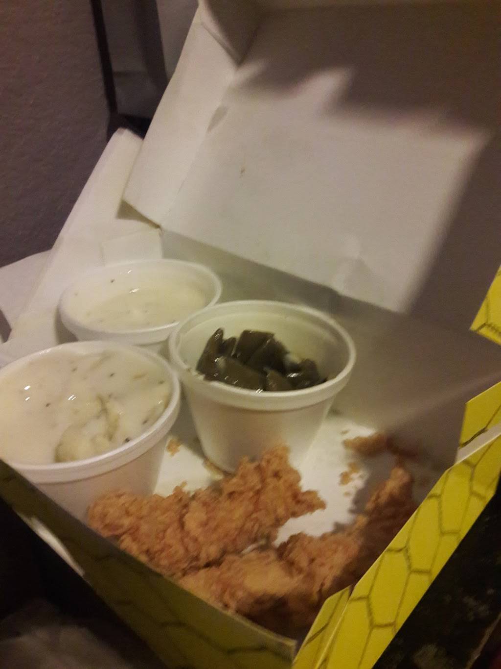 Chicken Express | restaurant | 6555 Wichita St, Forest Hill, TX 76140, USA | 8172930444 OR +1 817-293-0444